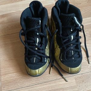 Little kids Nike Foamposite